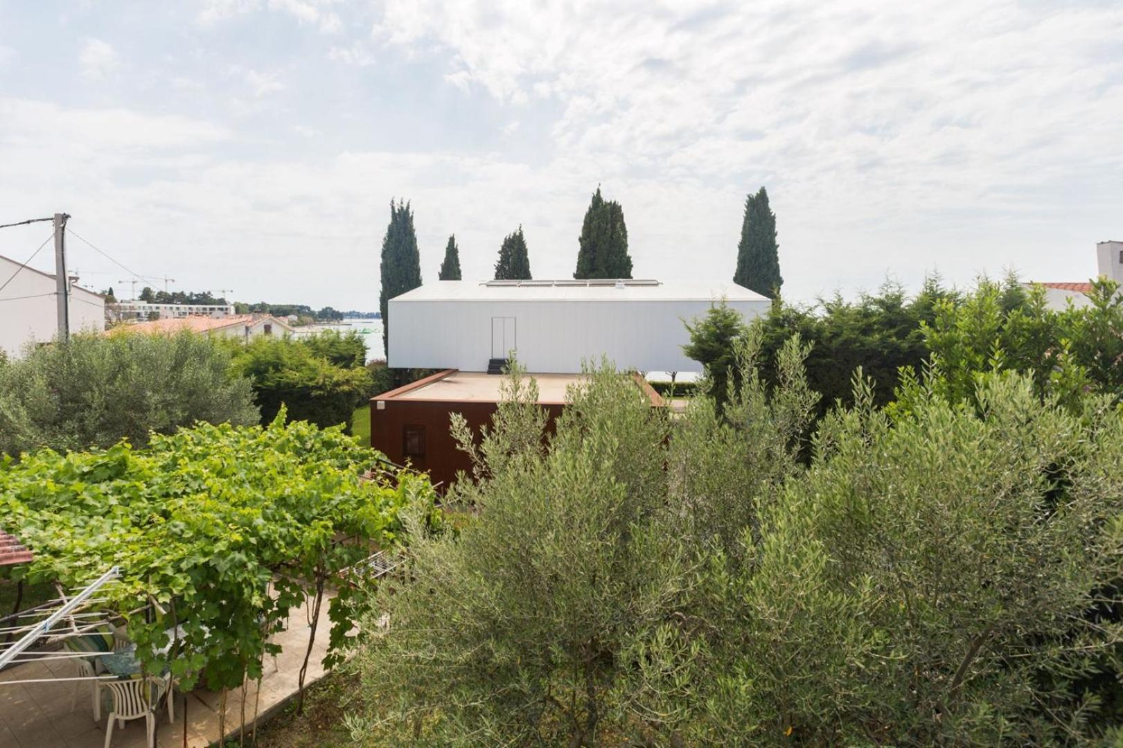 Stana A2+2 For 4 Persons With Balcony And Sea View Apartment Poreč